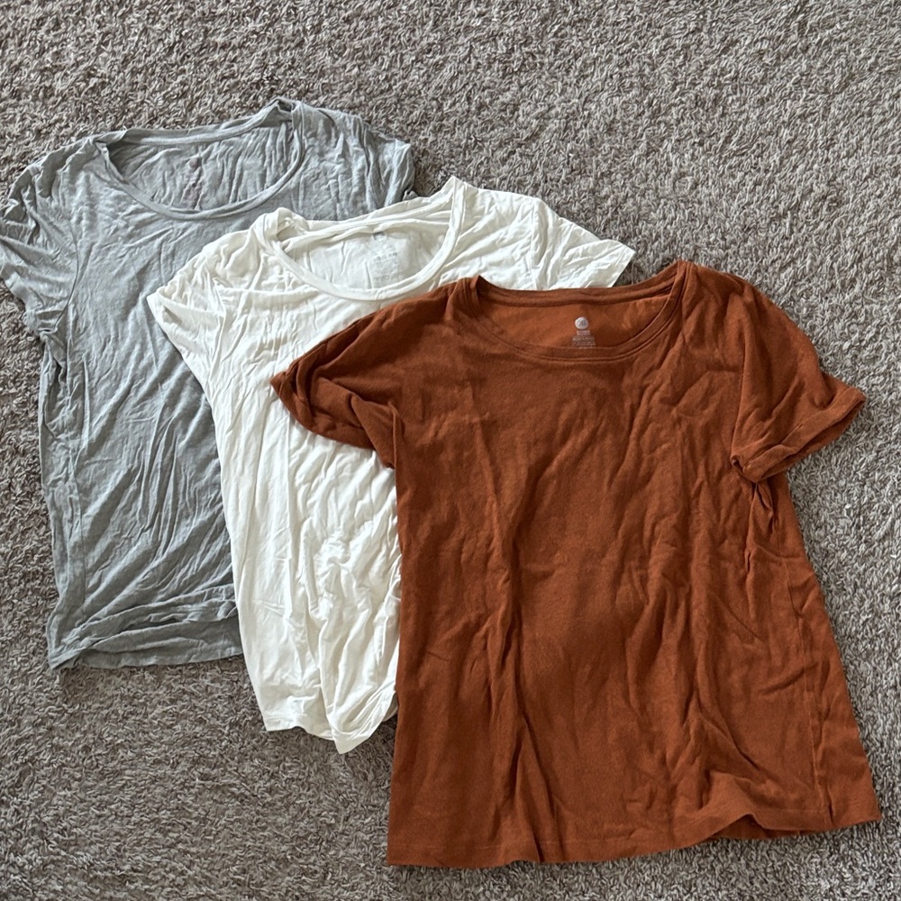 Kindred Bravely Nursing Tees In Rust, White, and Gray